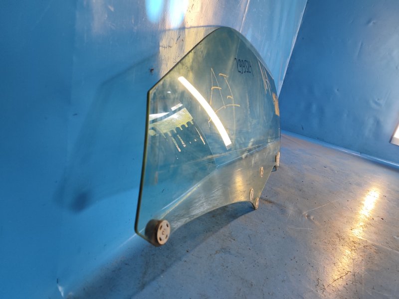 Door glass LEXUS IS250/350 05-13 2013 Lev.