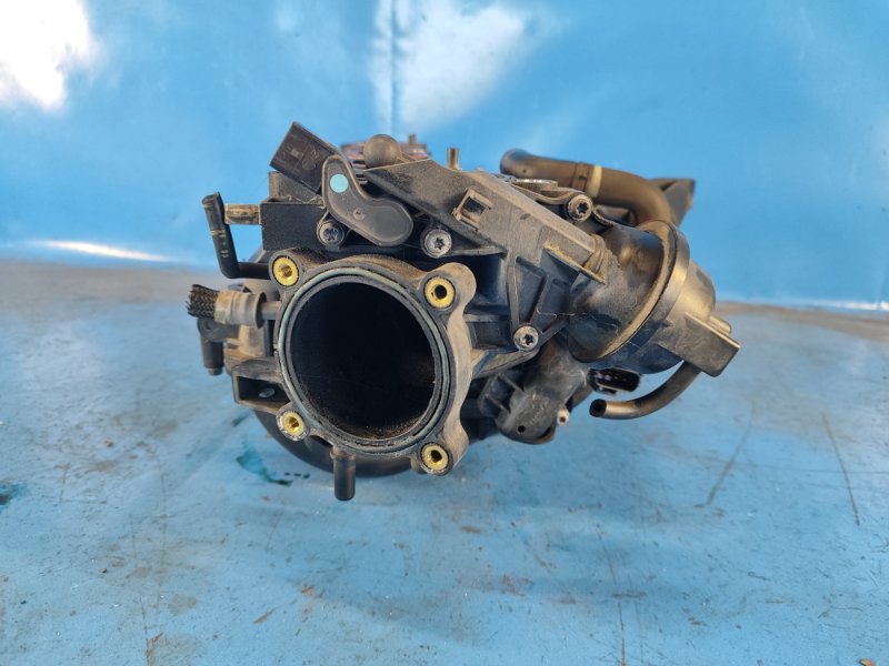 Intake manifold Mazda 3 BL 09-13 2009