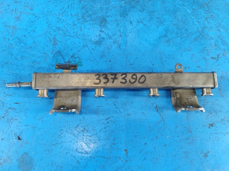 Fuel rail Mazda 3 BL 09-13 2009