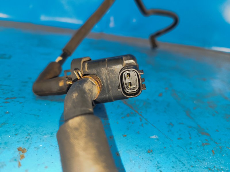 Electromagnetic valve (vacuum) MAZDA 3 BL 09-13 2009