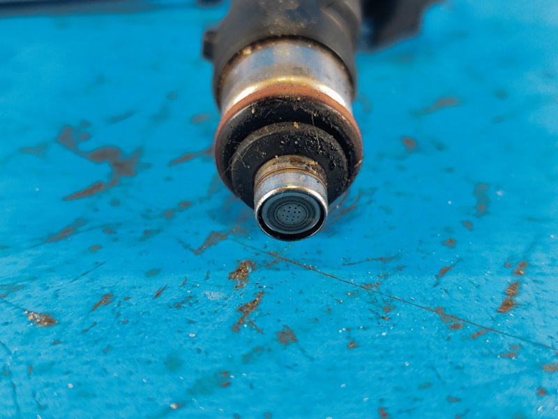 Fuel injector Mazda 3 BL 09-13 2009