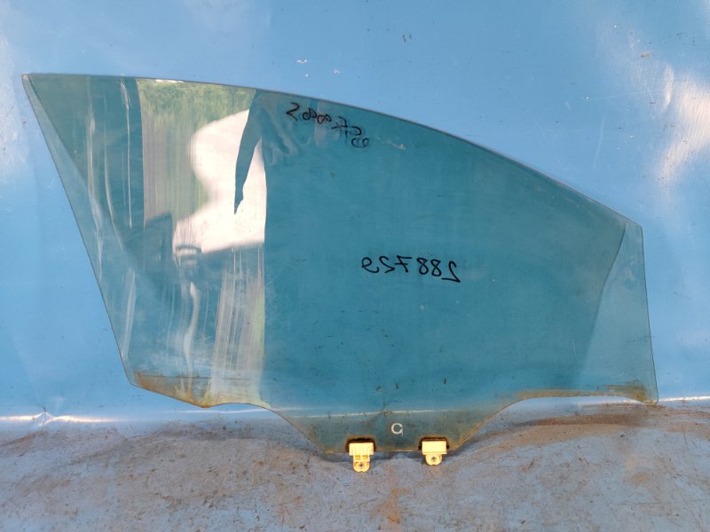 Door glass NISSAN LEAF 10-17 Left. Front.