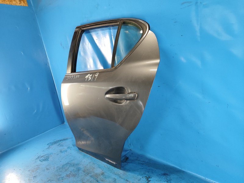Door LEXUS CT200 11-17 2012 Left. Rear.