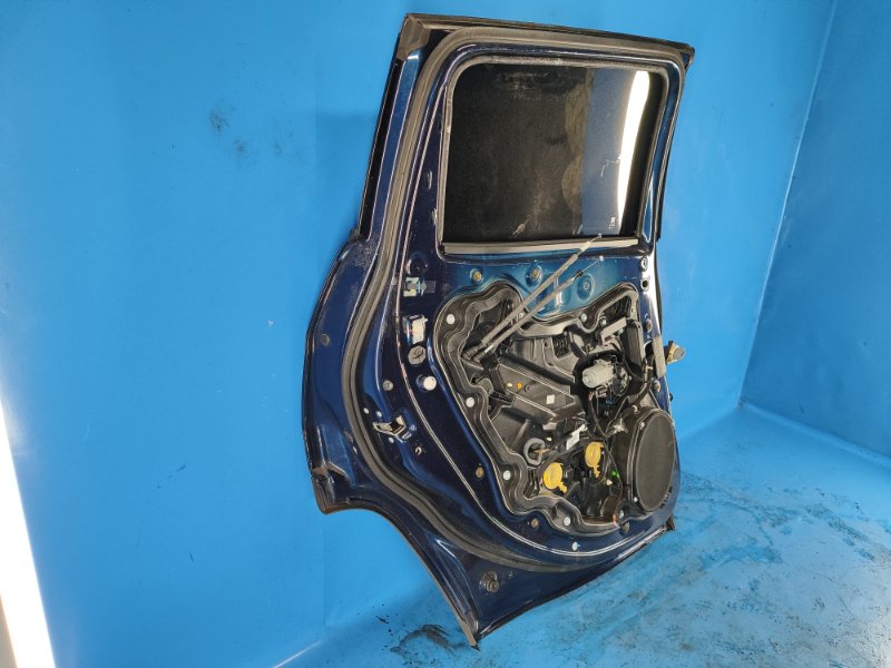 Door JEEP COMPASS 17-21 2018 Left. Rear.