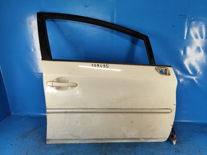 Door TOYOTA PRIUS - 30 09-17 Right Front.