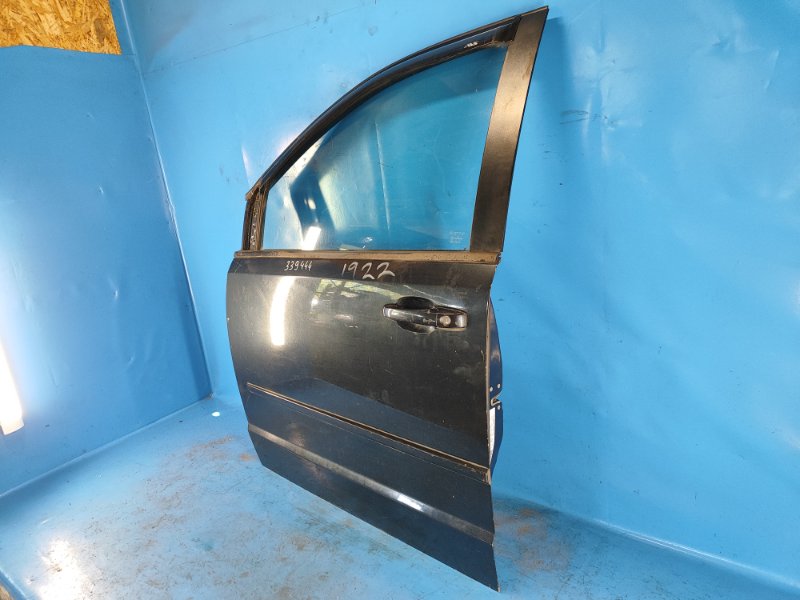Door DODGE GRAND CARAVAN 08- 2014 Left. Front.