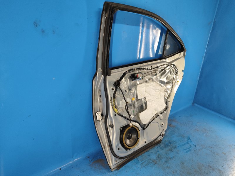 Door LEXUS HS250H (ANF10) 09-12 2009 Right Rear