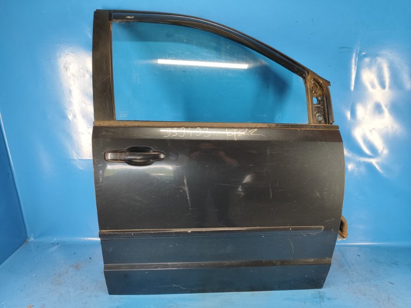 Door DODGE GRAND CARAVAN 08- 2014 Right Front.