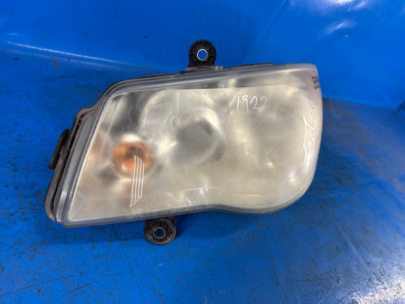 Headlight DODGE GRAND CARAVAN 08- 2014 Lev.