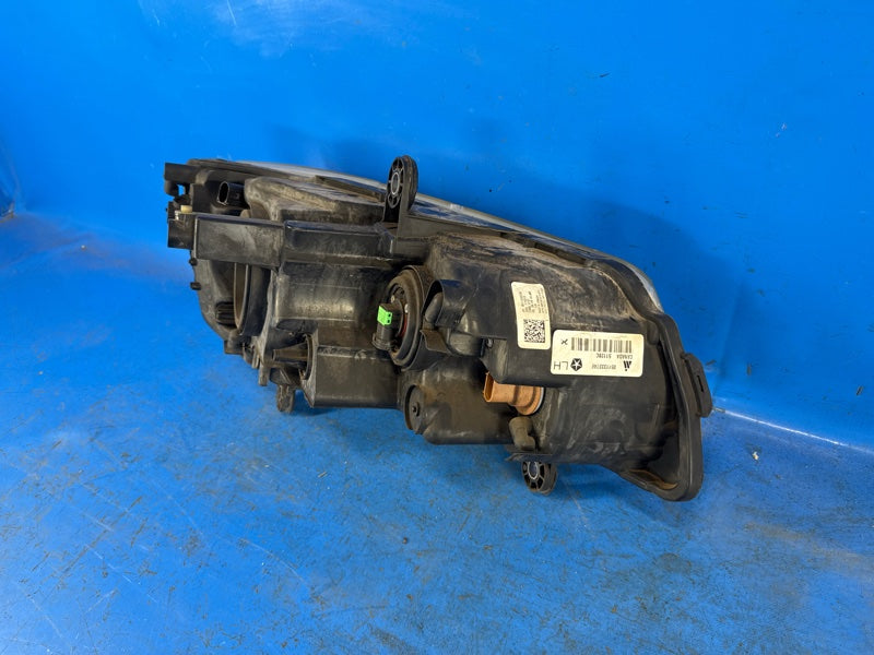 Headlight DODGE GRAND CARAVAN 08- 2014 Lev.