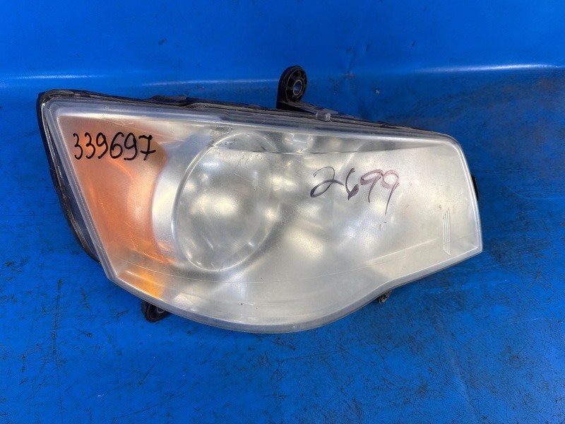 Headlight DODGE GRAND CARAVAN 08- 2013 Right