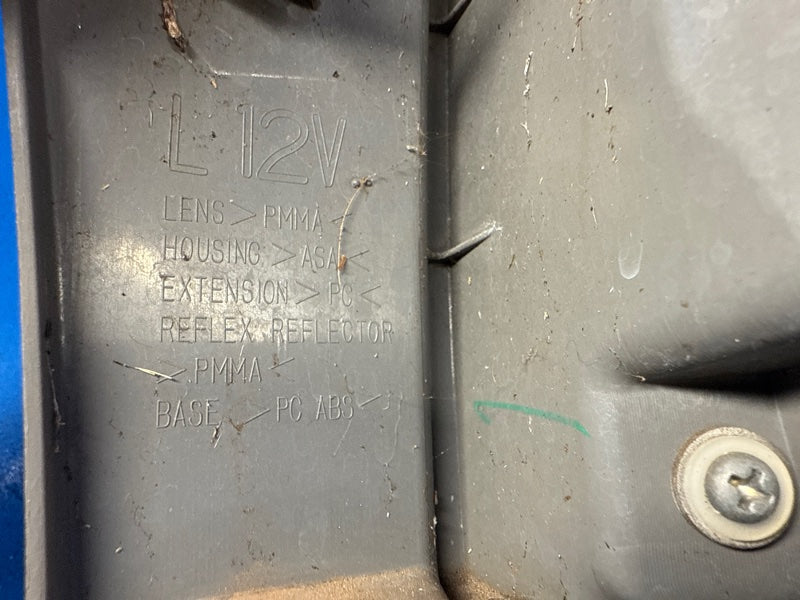 External lamp TOYOTA SIENNA 11-16 2015 Lev.