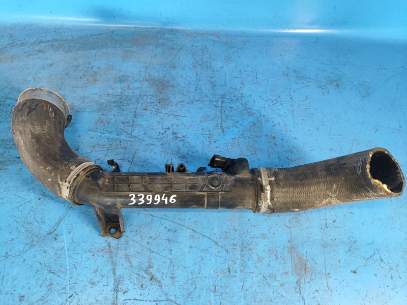 Intake manifold VOLVO XC70 07-16