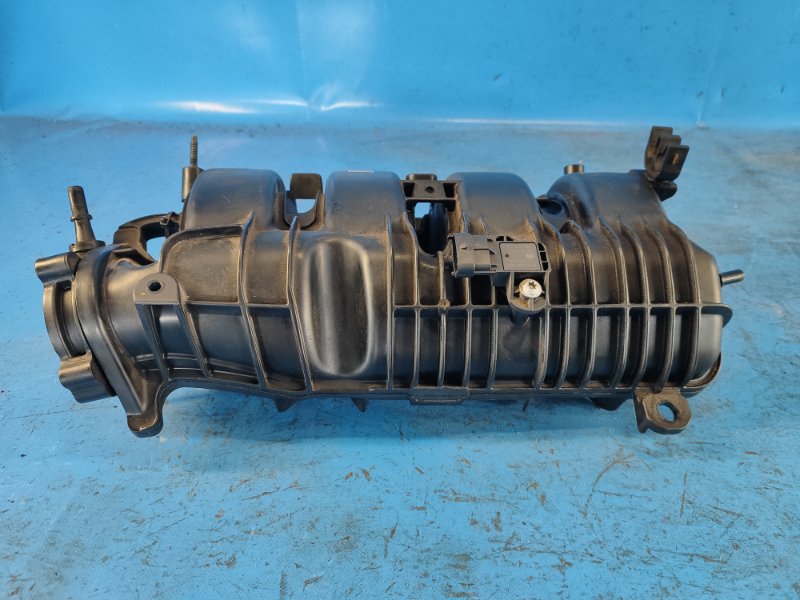 Intake manifold FORD MUSTANG 15-