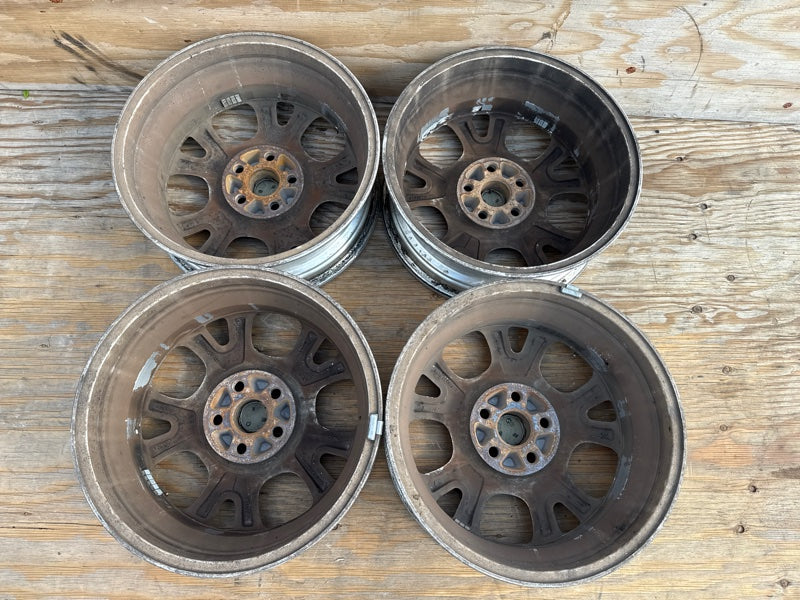 Wheel R17 TOYOTA SIENNA 03-10