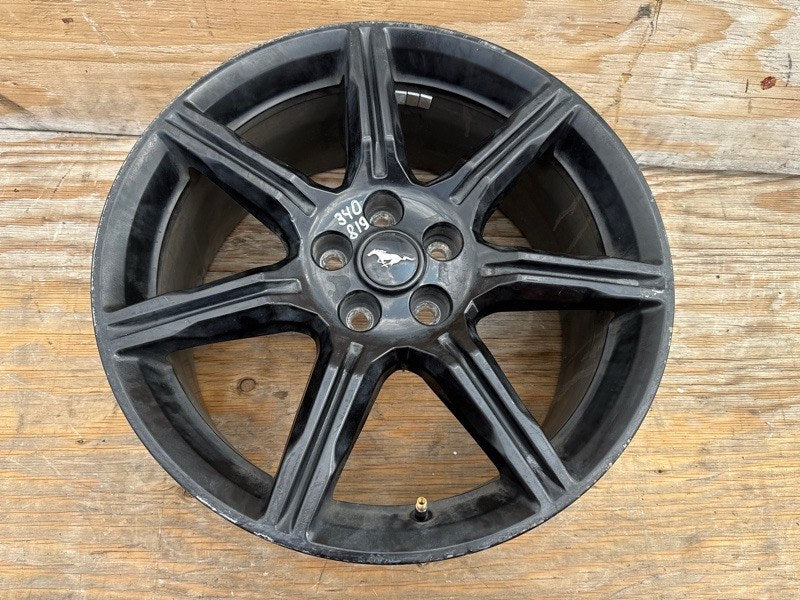 R19 Ford Mustang 15-wheel