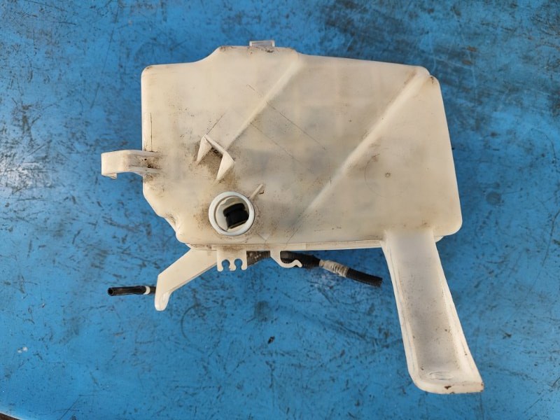 Lexus HS250H Windscreen Washer Reservoir (ANF10) 09-12 2009