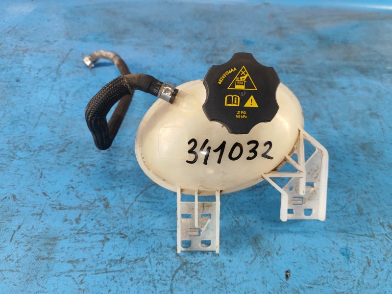 Expansion tank for Jeep Compass 2017-21