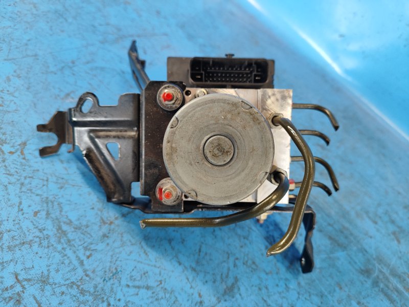 ABS unit SUZUKI KIZASHI 09-14 2010