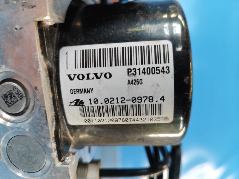 ABS unit Volvo XC70 07-16