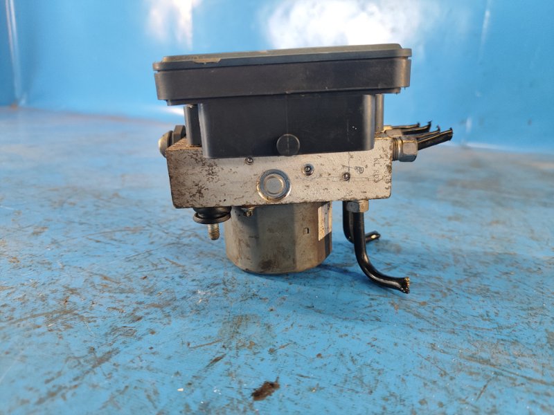 ABS unit Dodge Grand Caravan 08-2013