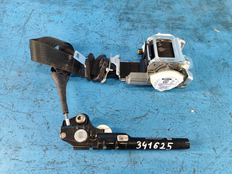 Seat belt FORD FUSION 14- Right Front.
