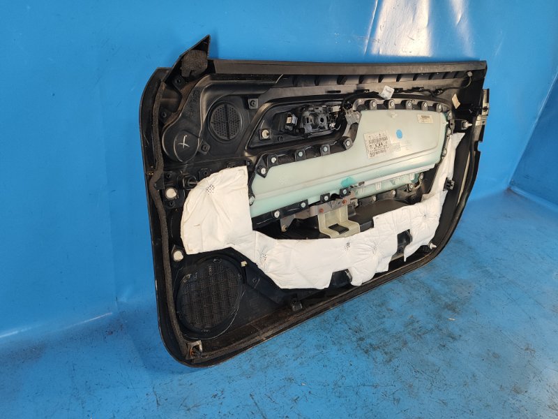 Door card FORD MUSTANG 15- Left. Front.