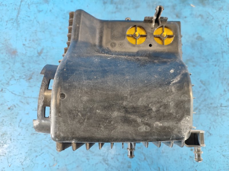 Air filter housing for the 2018 Jeep Compass 17-21