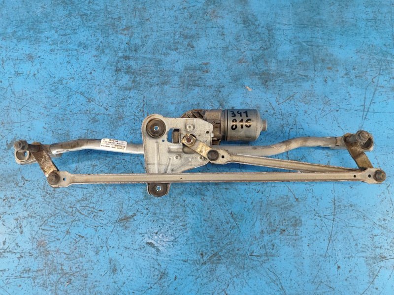 Windscreen wiper linkage for Volvo XC70 07-16