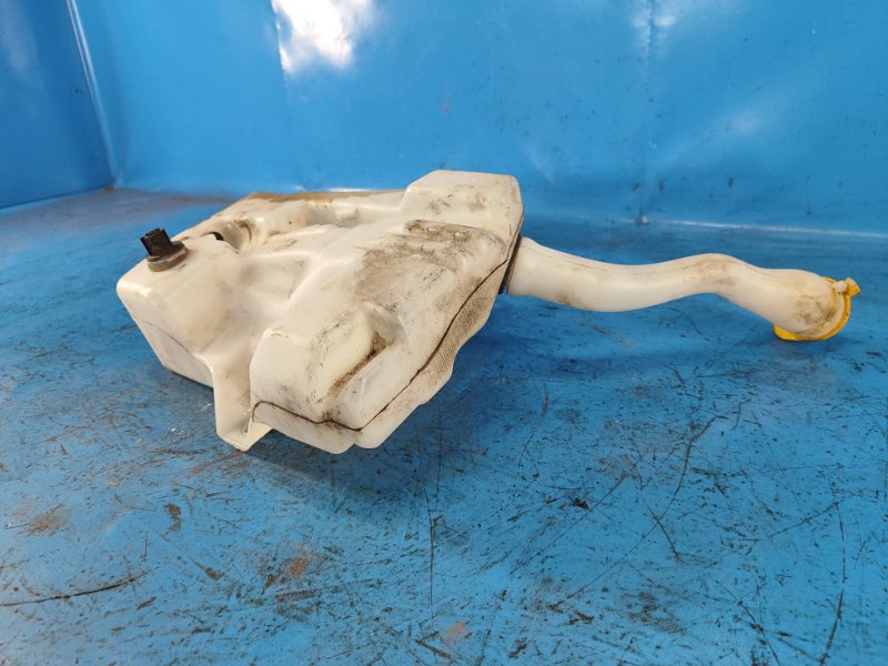 Ford Escape Windscreen Washer Reservoir 12-19 2017