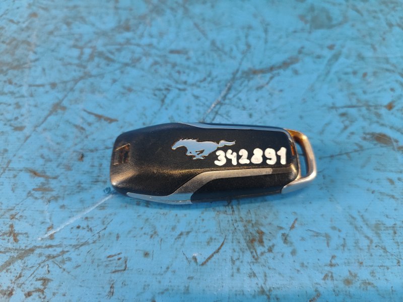 Ignition key for Ford Mustang 15- 2017