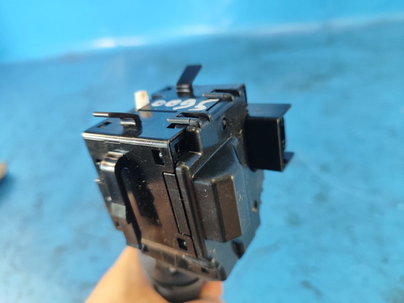 Image alt