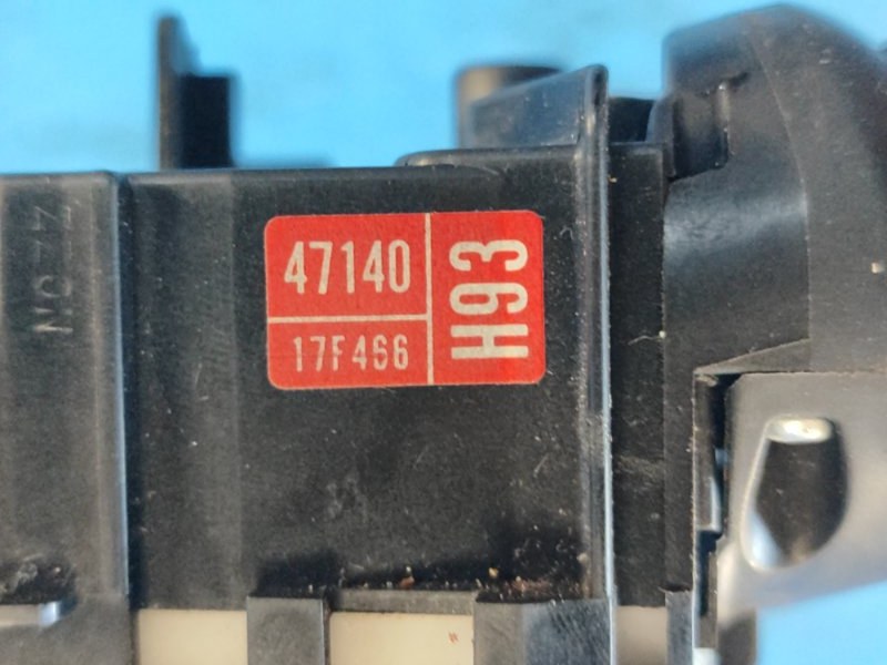 Steering column switch TOYOTA PRIUS - 30 09-17 Left.