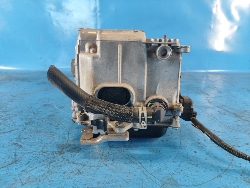 Inverter LEXUS CT200 11-17 2012