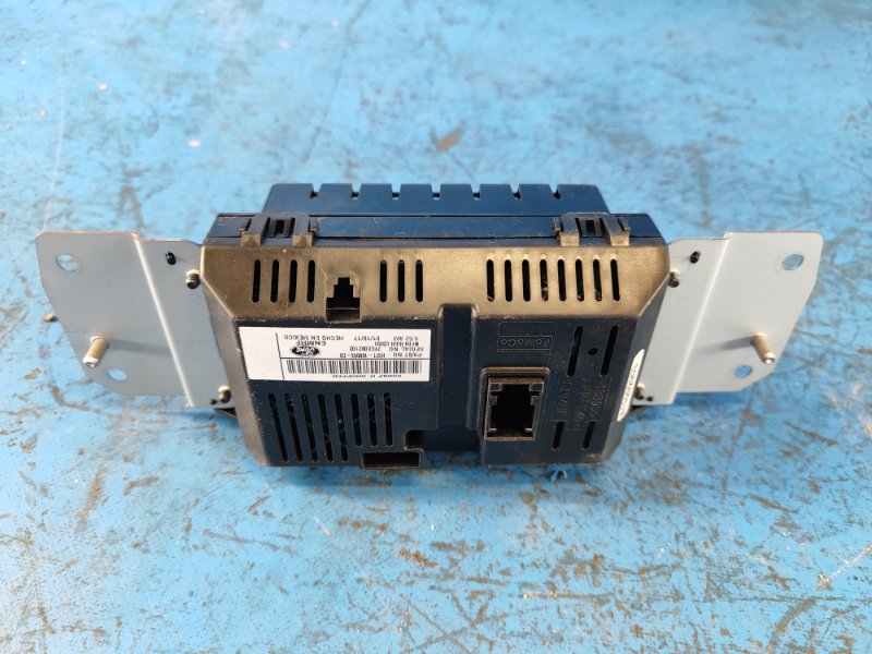 FORD FUSION 14- Monitor