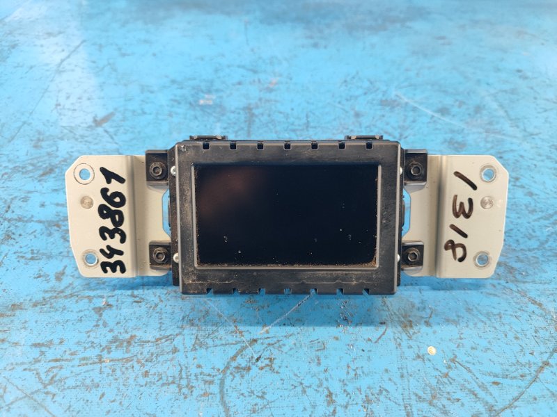 FORD FUSION 14- Monitor