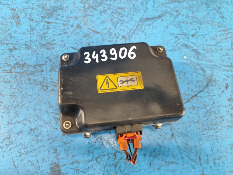 Voltage converter Mercedes GLC-Class X253 15-19 2017