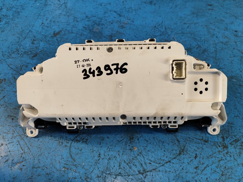 Instrument cluster VOLVO XC70 07-16
