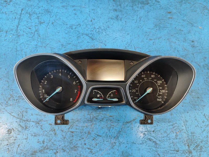 Ford Escape 12-19 2017 dashboard