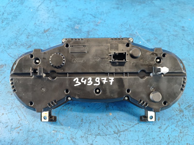 Ford Escape 12-19 2017 dashboard