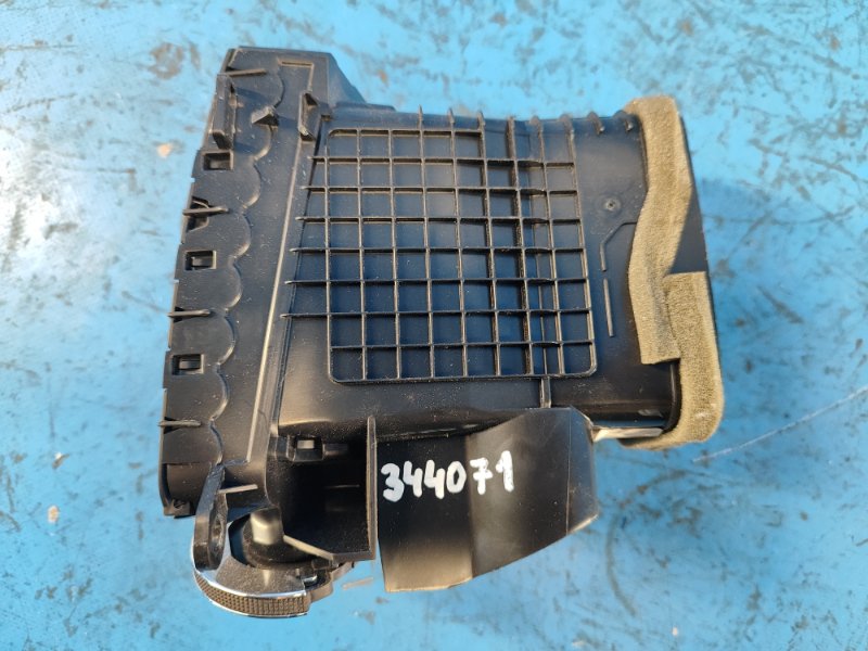 Air deflector JEEP COMPASS 17-21 2018 Left.