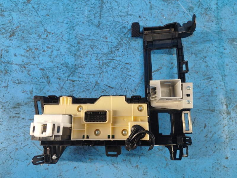 Automatic transmission control unit for Lexus CT200 11-17 2012