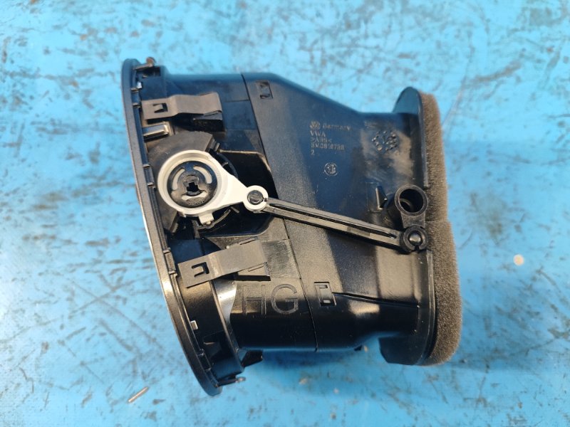 Air deflector VOLKSWAGEN TIGUAN 08-17 2017 Right.