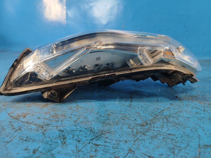 Turn signal repeater in the bumper FORD MUSTANG 15- Left.