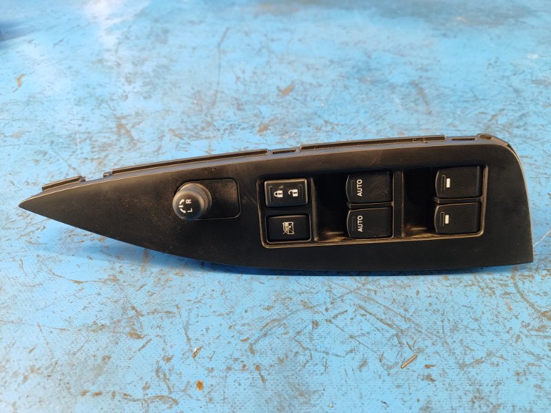 Power window control unit SUZUKI KIZASHI 09-14 2010