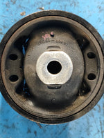 Upper engine mount TOYOTA SIENNA 11-16 2015 Right.