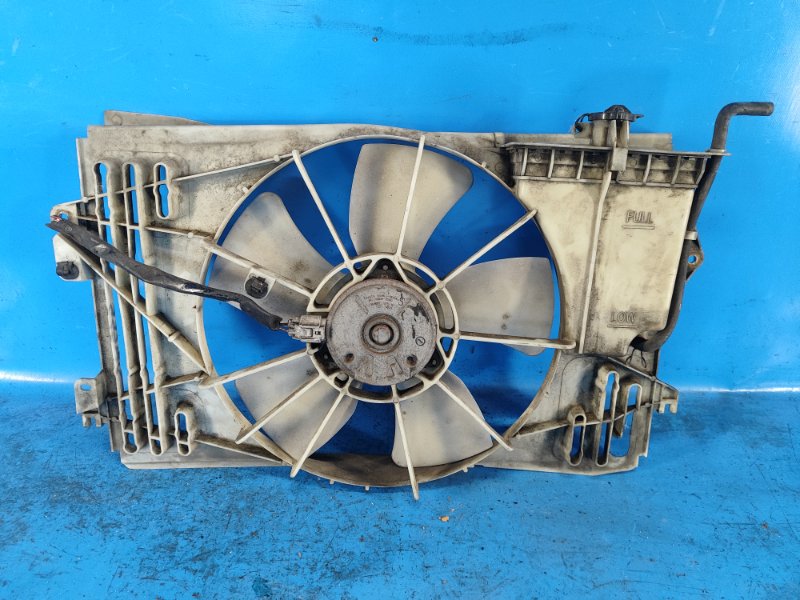 Diffuser of the main radiator fan Toyota Corolla 120 00-07