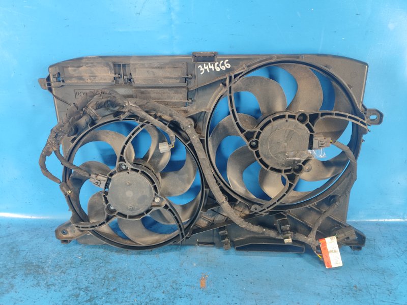 Diffuser of the main radiator fan FORD FUSION 14-