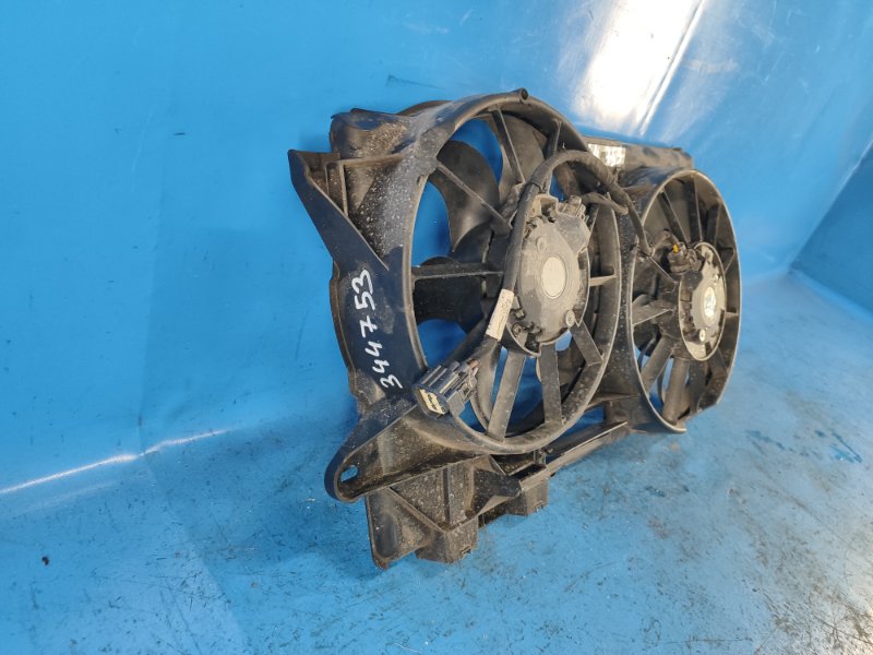 Diffuser of the main radiator fan FORD MUSTANG 15-