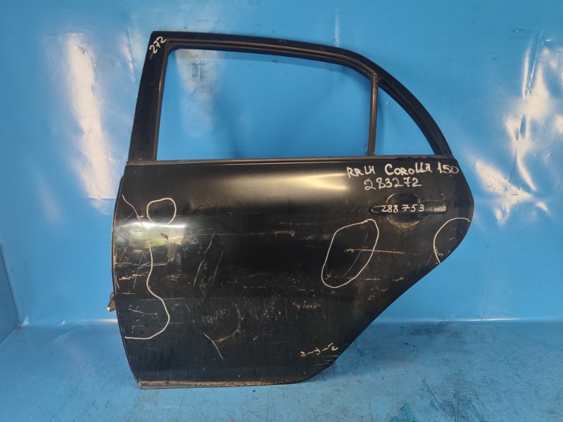 Door TOYOTA COROLLA 150 06-13 Left. Rear.